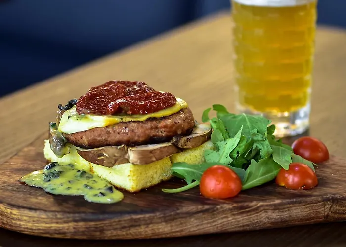 My Story Figueira Hotel