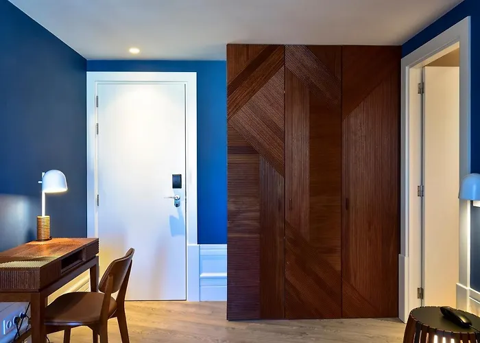 My Story Figueira Hotel